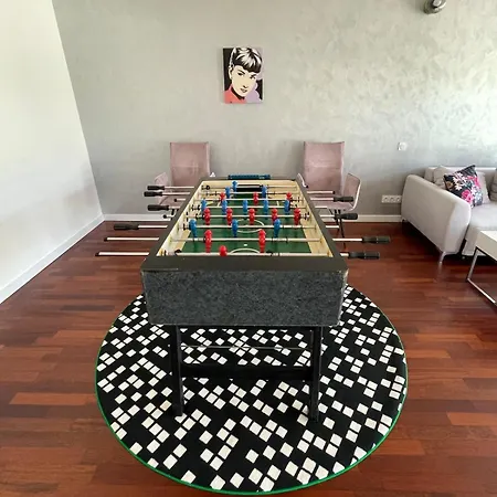 Cityscape Loft - 216qm 15 Personen 펜션