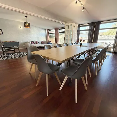 Cityscape Loft - 216qm 15 Personen Ανόβερο