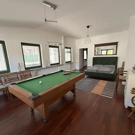 Cityscape Loft - 216qm 15 Personen