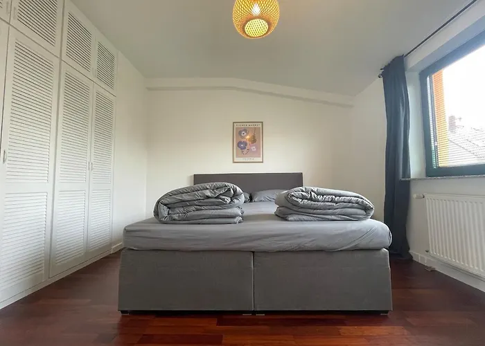 Cityscape Loft - 216qm 15 Personen Nyaraló *